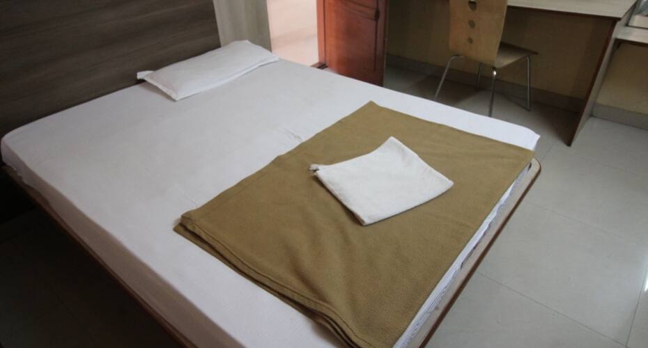 Hotel Ratnams Lodge, Bangalore 5